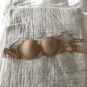 NWT Skims Fits everybody strapless bra 34C